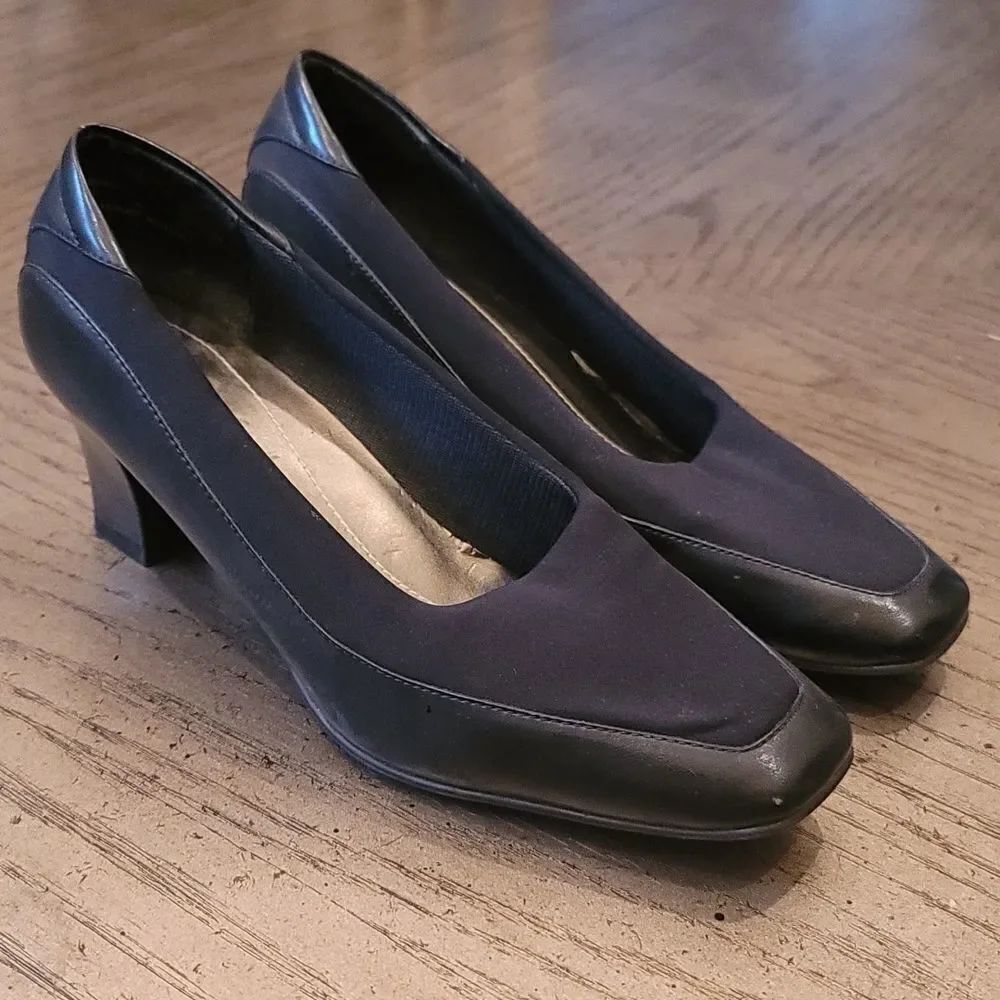Black pumps size 6.5W I ♡comfort🖤